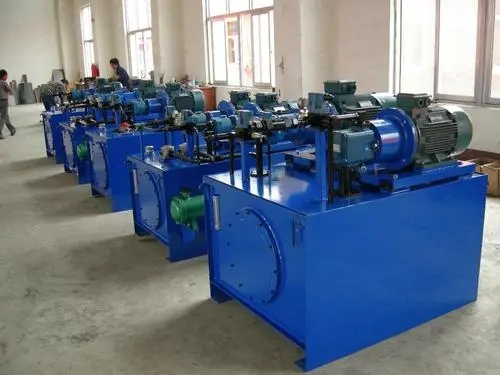 <a href=http://www.qiyuehelp.com/news_article?news_id=143>液壓設(shè)備</a>