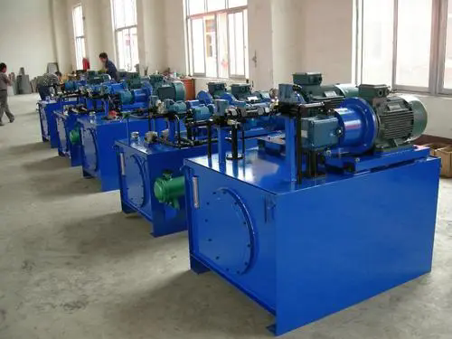 <a href=http://www.qiyuehelp.com/news_article?news_id=153>液壓設(shè)備</a>